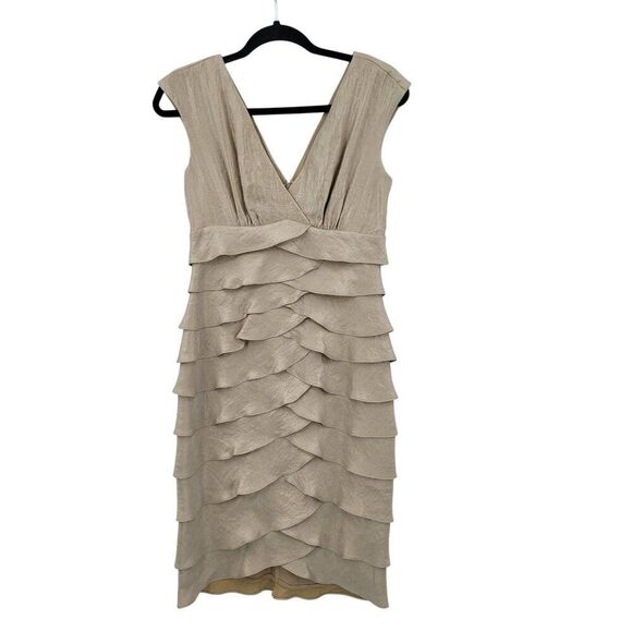 Dressbarn  Womens Gold Shimmer Tiered Ruffle V-Neck Dress Sz 4 Formal Cocktail - Picture 1 of 10
